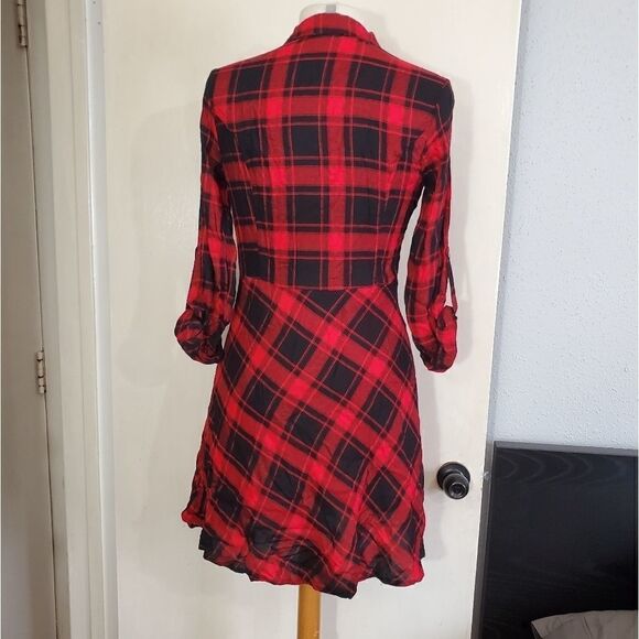 Skies are blue plaid dress Red And Black Sz Small - Picture 3 of 9